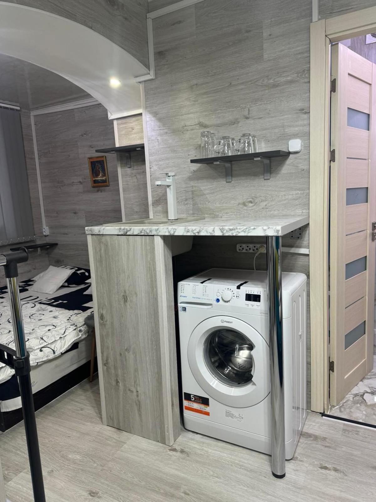 Cozy Good Apartment Κισινάου Εξωτερικό φωτογραφία